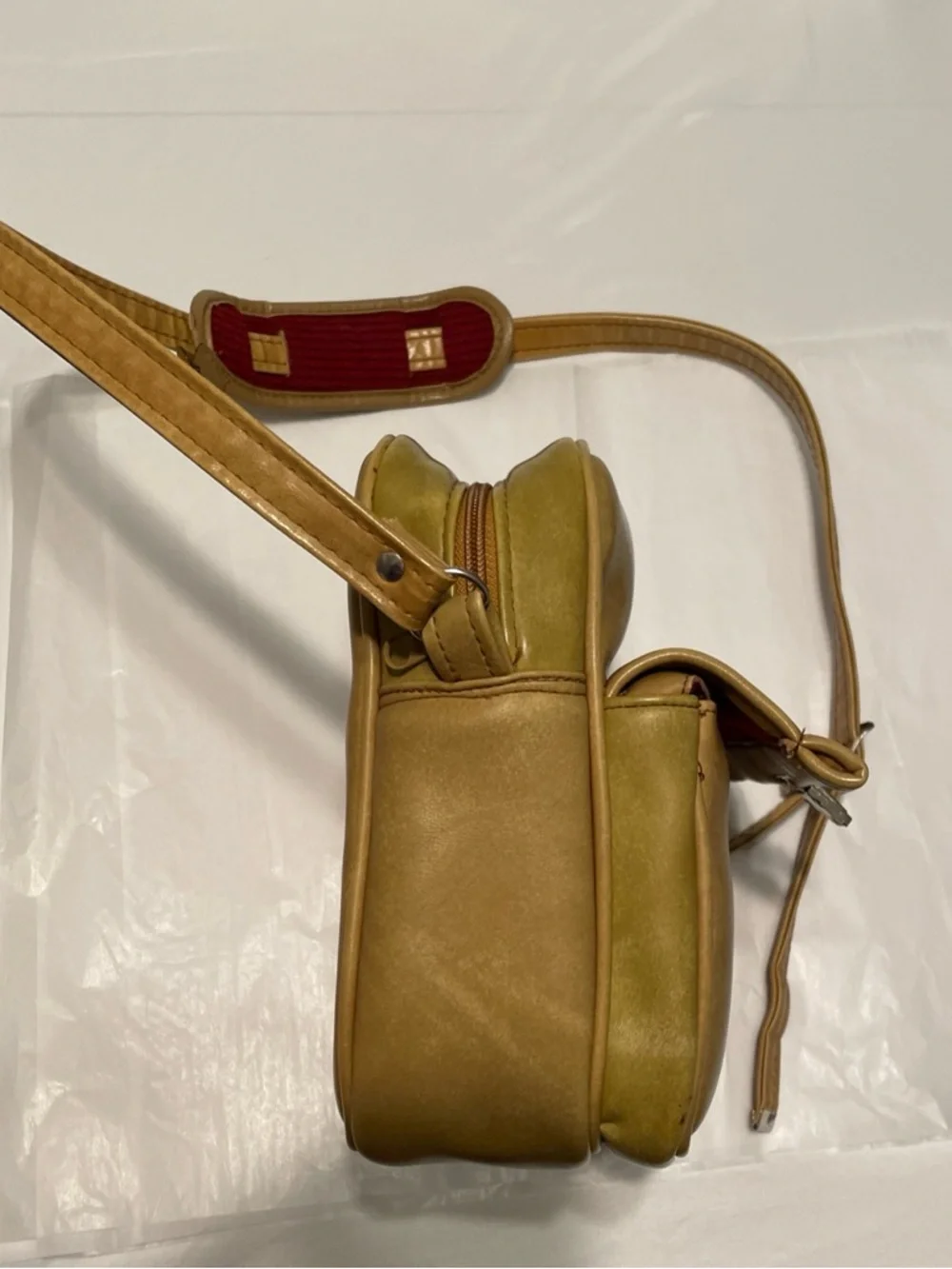 Marsand Camera Bag Tan Faux Leather With Red Lining Padded Crossbody Bag Vintage